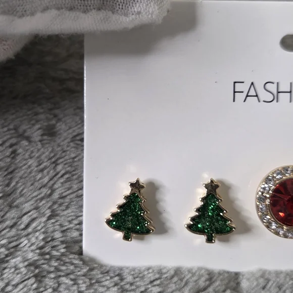 * Fashion Nova Women's Merry And Bright 3 Pack Earrings Set - Green/Red - Picture 8 of 8